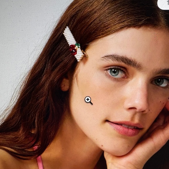 Urban Outfitters Cherry Pearl Slide Barrette Set - Picture 1 of 3